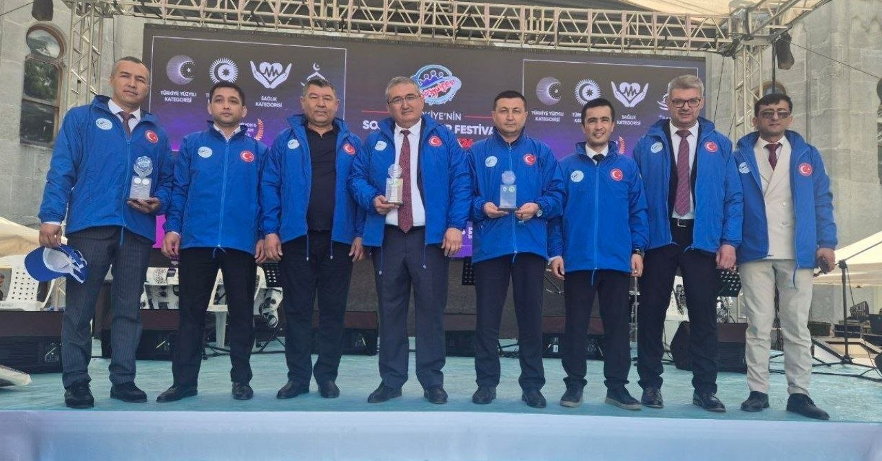 “Sosyalfest 2026” xalqaro festivalida UBS vakillari taqdirlandi 